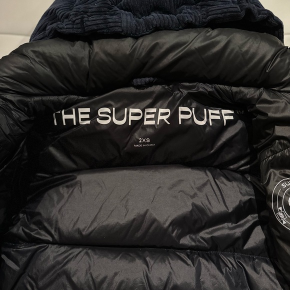 Aritzia Super Puff - Picture 5 of 6